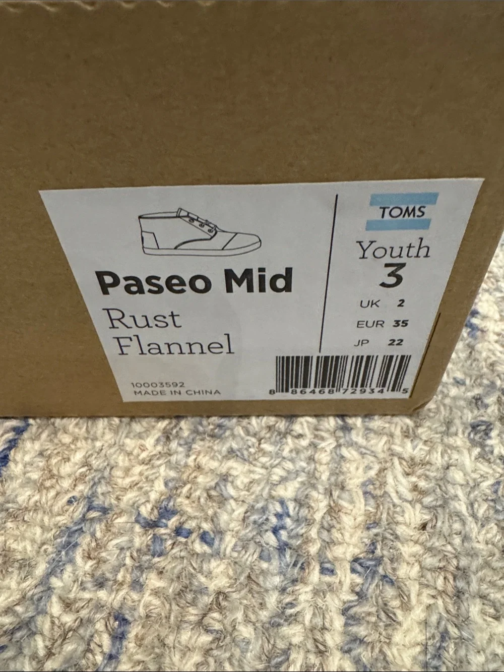 Toms Paseo Mid size 3 youth new in box